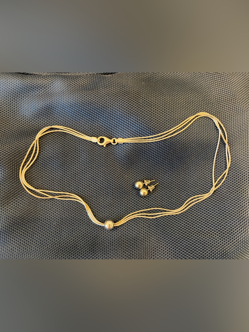 Silpada “Thoreau” Silver necklace and matching earrings.